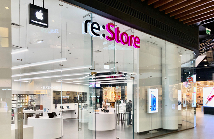 �������� � ������� � �������� iPhone: ��� Apple ����������� 20-����� �������