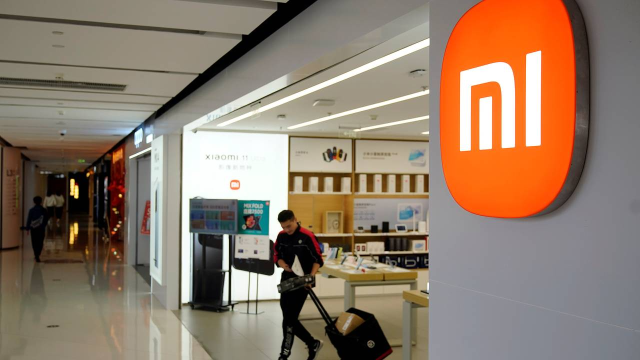 Xiaomi ����������� iPhone