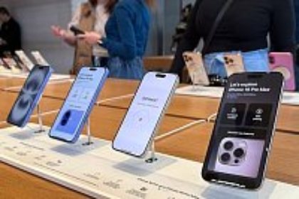 Мировые поставки смартфонов обрушились