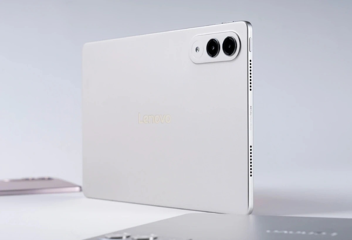  Lenovo Xiaoxin AI Tablet Pro GT   